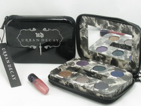 UD Black Palette 6 color Eyeshadow with Lipgloss