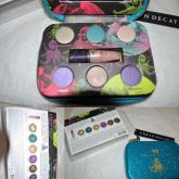 UD Blue Palette 6 color Eyeshadow with Lipgloss